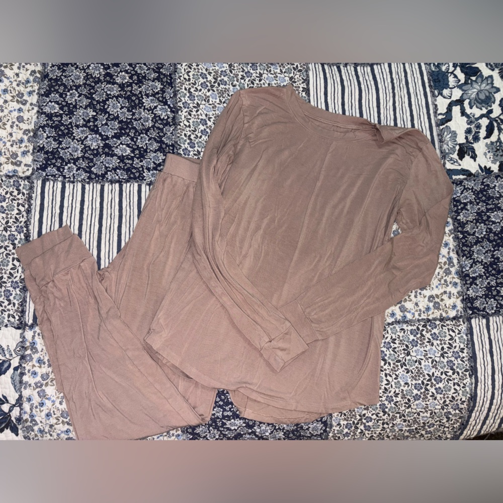 Kyte BABY Women's Tan Loungewear Set